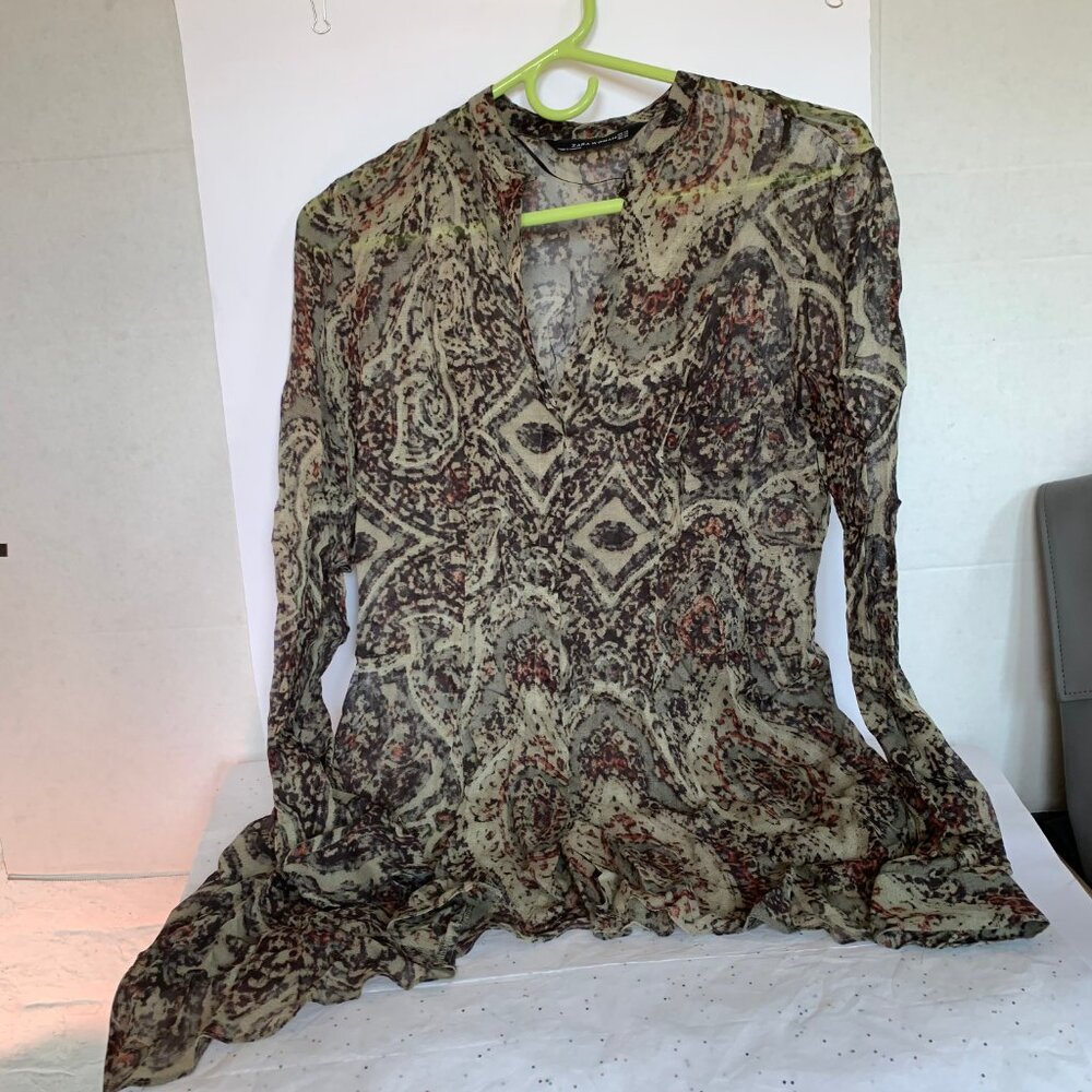 Zara Woman Green Abstract Printed Sheer Asymmetrical Hem Blouse - Oversized XS S